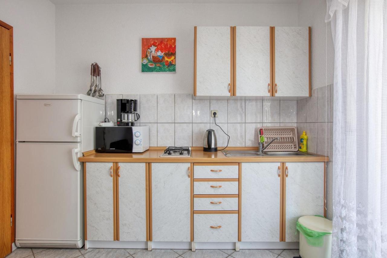 Apartments With A Parking Space Zablace, Sibenik - 4219 Экстерьер фото