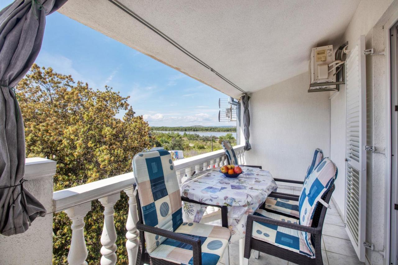 Apartments With A Parking Space Zablace, Sibenik - 4219 Экстерьер фото